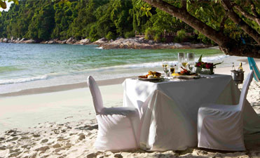Dining On Emerald Bay