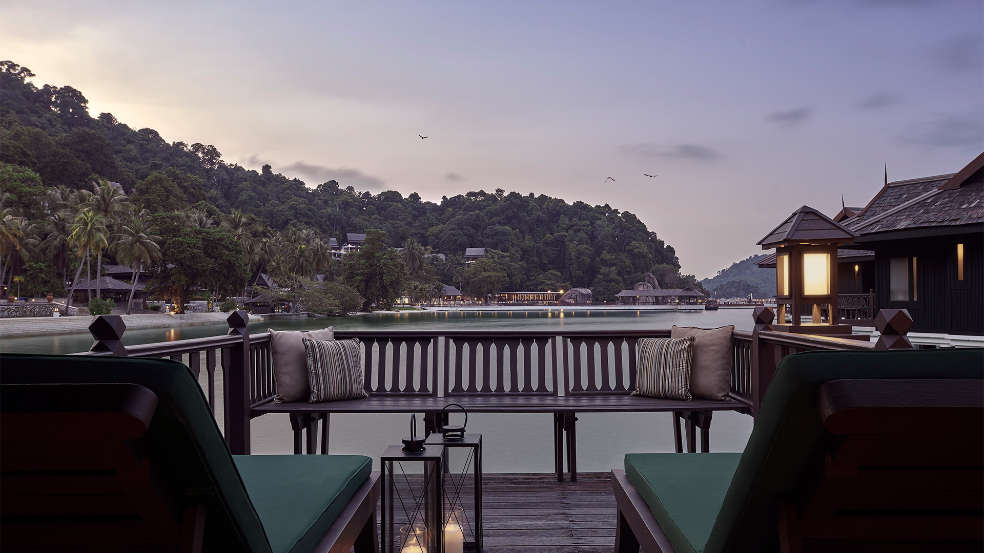 PLR - Sea Villa Balcony 169